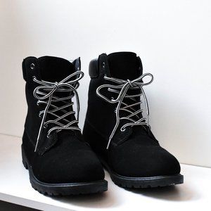 Black fall boots with white laces